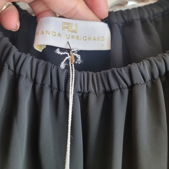 AMANDA UPRICHARD CLASSIC LIYTLE Black dress with Puff Sleeves NWT SIZE 8P - Picture 5 of 10